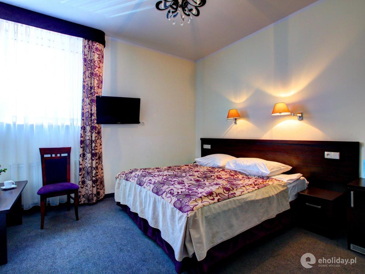 Hostel Evotel Zielonka  Eksteriør bilde